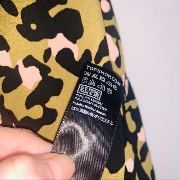 Topshop leopard print cold shoulder top green black pink relaxed boxy fit size 4 - Picture 8 of 8